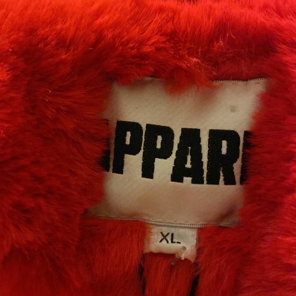 Apparis - scarlet red luxurious, faux fur coat with notched collar and pockets - Picture 15 of 16